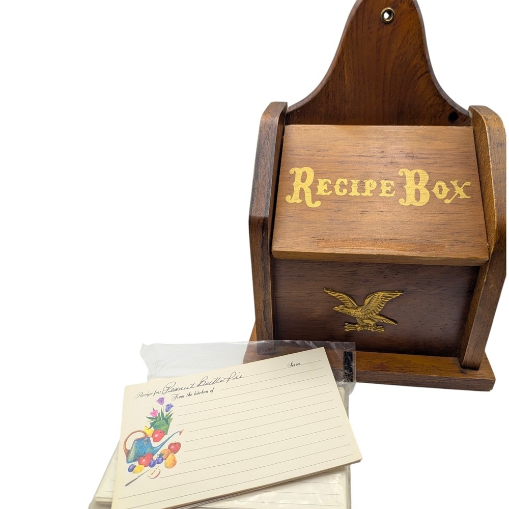 Vintage Wood Recipe Box with Cards Grannycore Kitchen Decor Americana Cottage